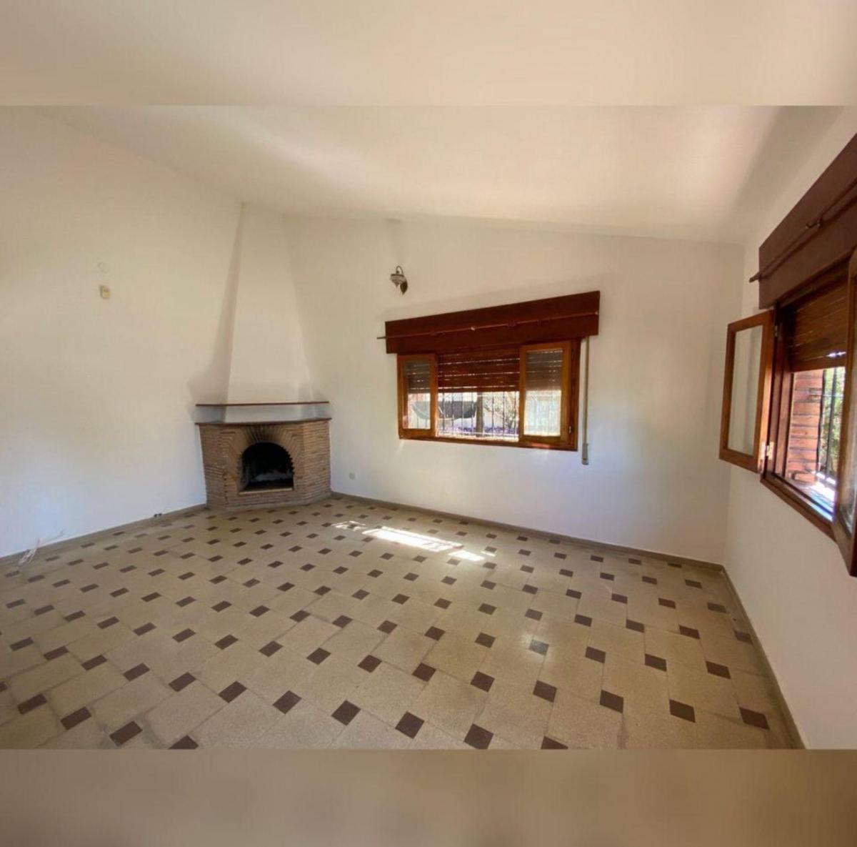 Casa Barrio Pellegrini/alta Gracia 4
