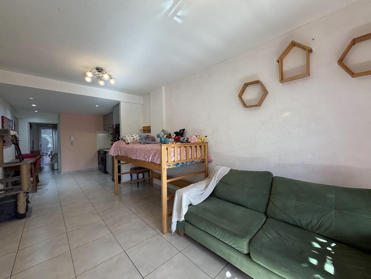 Foto de Departamento 2 ambientes c/ balcón, patio y cochera en VENTA en Villa, imagen 5