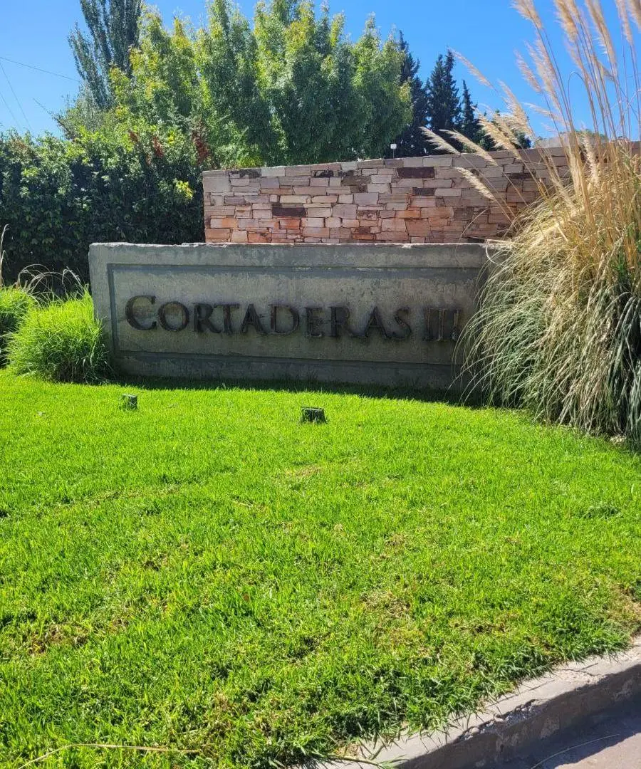 Casa en venta | Barrio Cortaderas 3 | 3 dorm · Cochera doble · USD 215.000 | Entrega agosto 2026 2