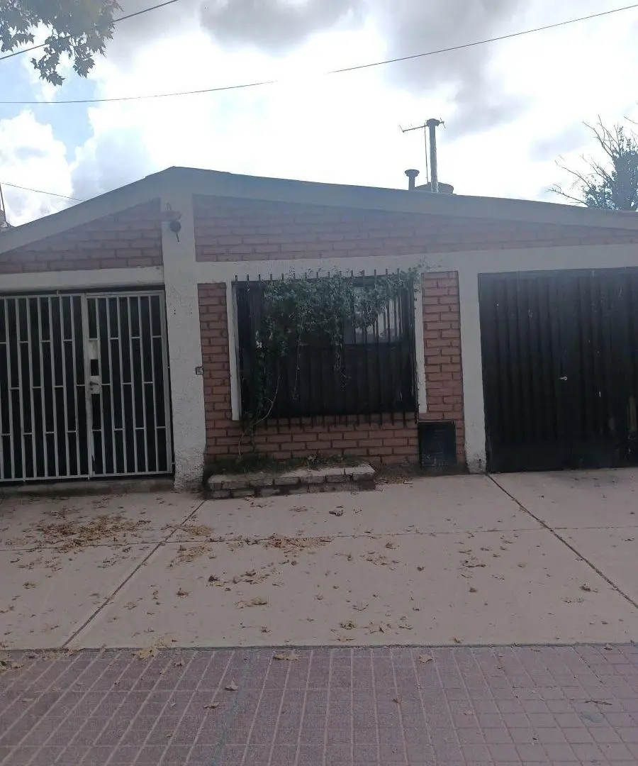 Casa + Departamento en venta | Godoy Cruz | 200 m² cubiertos · USD 69.000 1