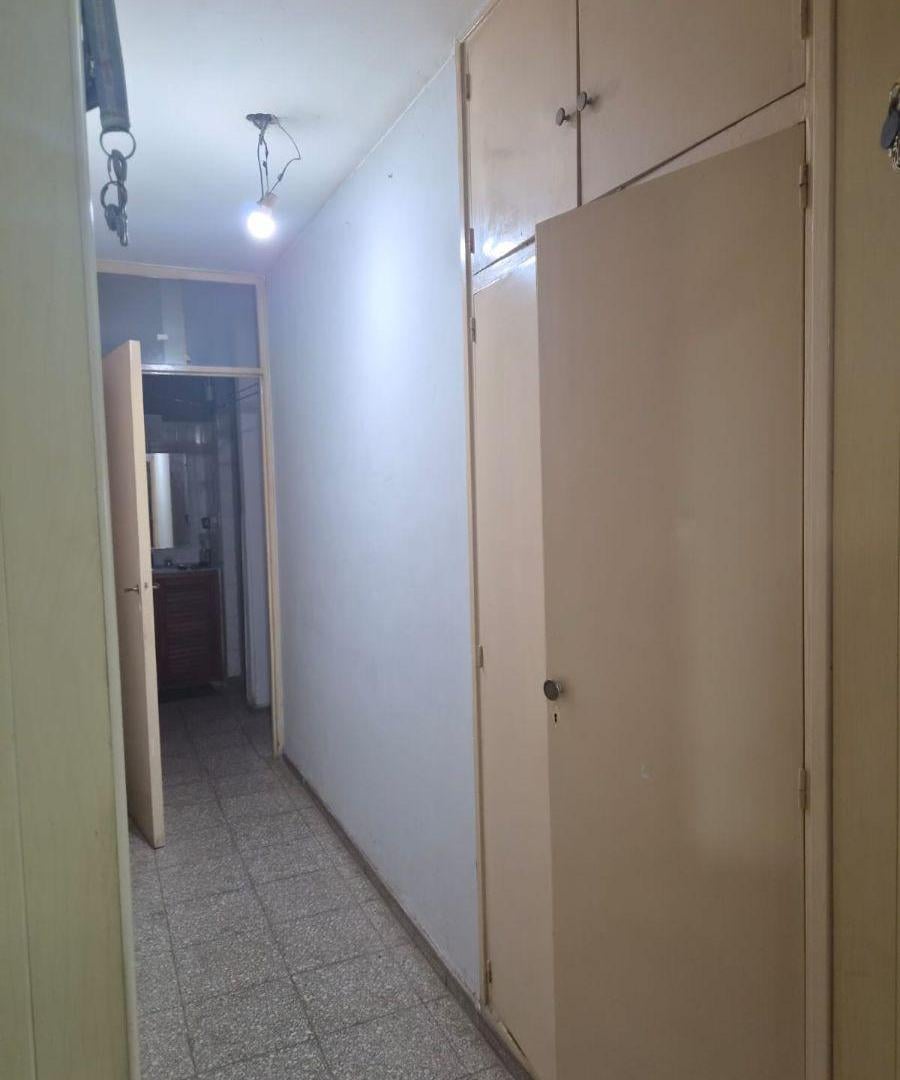 Foto de Casa para reciclar, 3 dorm. y cochera — B° Santa Ana, imagen 5