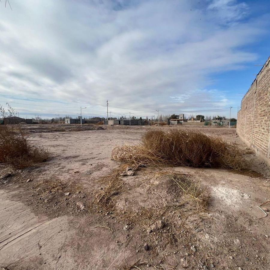 Foto de VENTA LOTE EN LAS HERAS, imagen 3