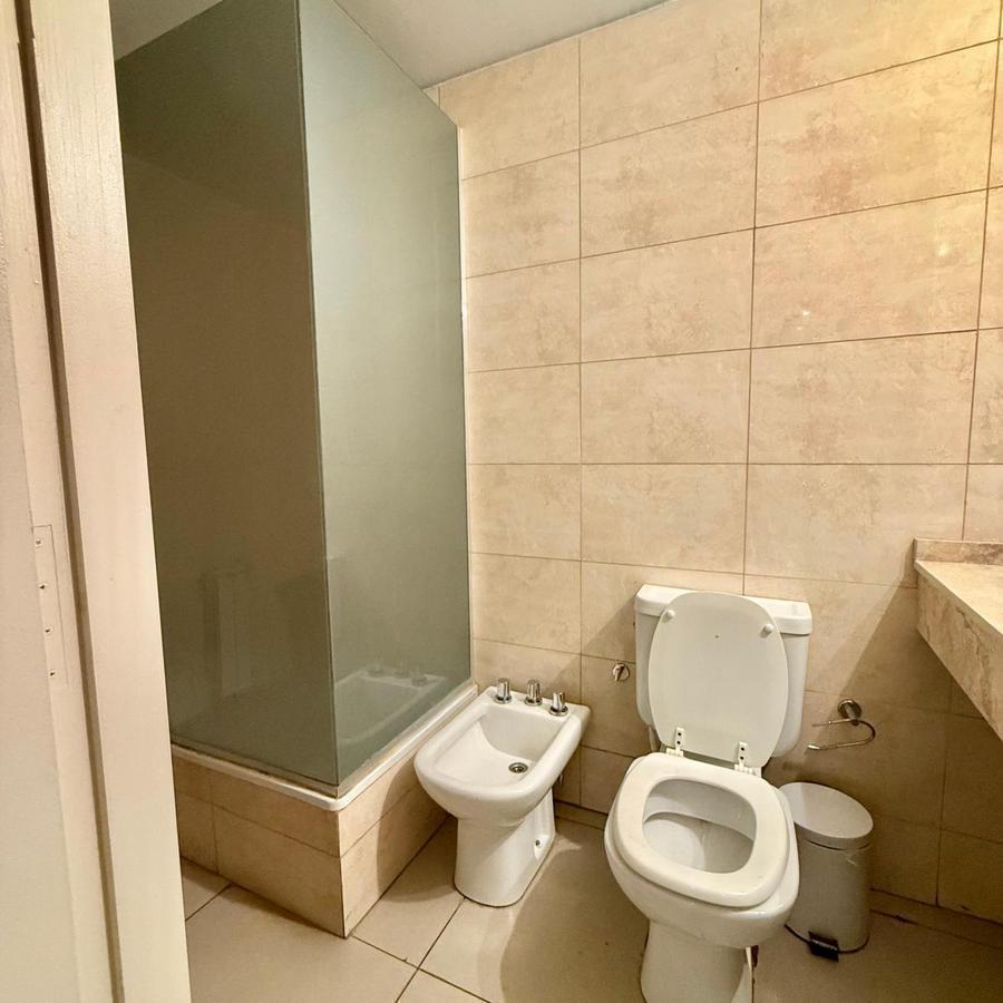 Foto de Oficina en alquiler | Calle Mitre, Mendoza | 190 m² + 2 cocheras · USD, imagen 5