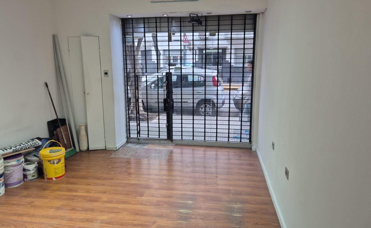Foto de Local en Carranza al 2300, imagen 2