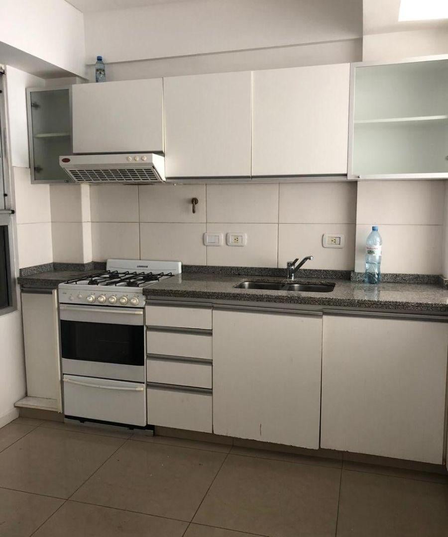 Foto de Departamento de 54 m² con 1 dormitorio en alquiler en Villa Urquiza, imagen 2