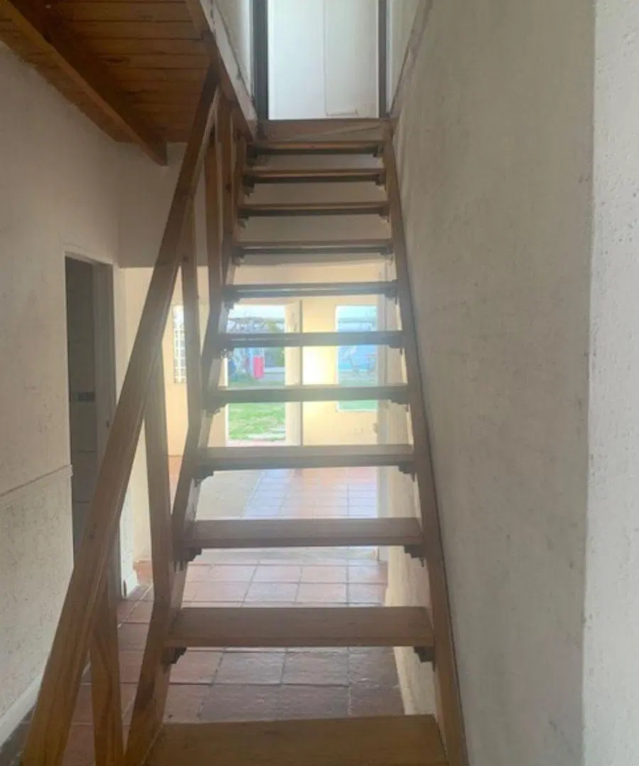 Casa con 687 m² y 5 habitaciones en venta en Tristán Suárez 3