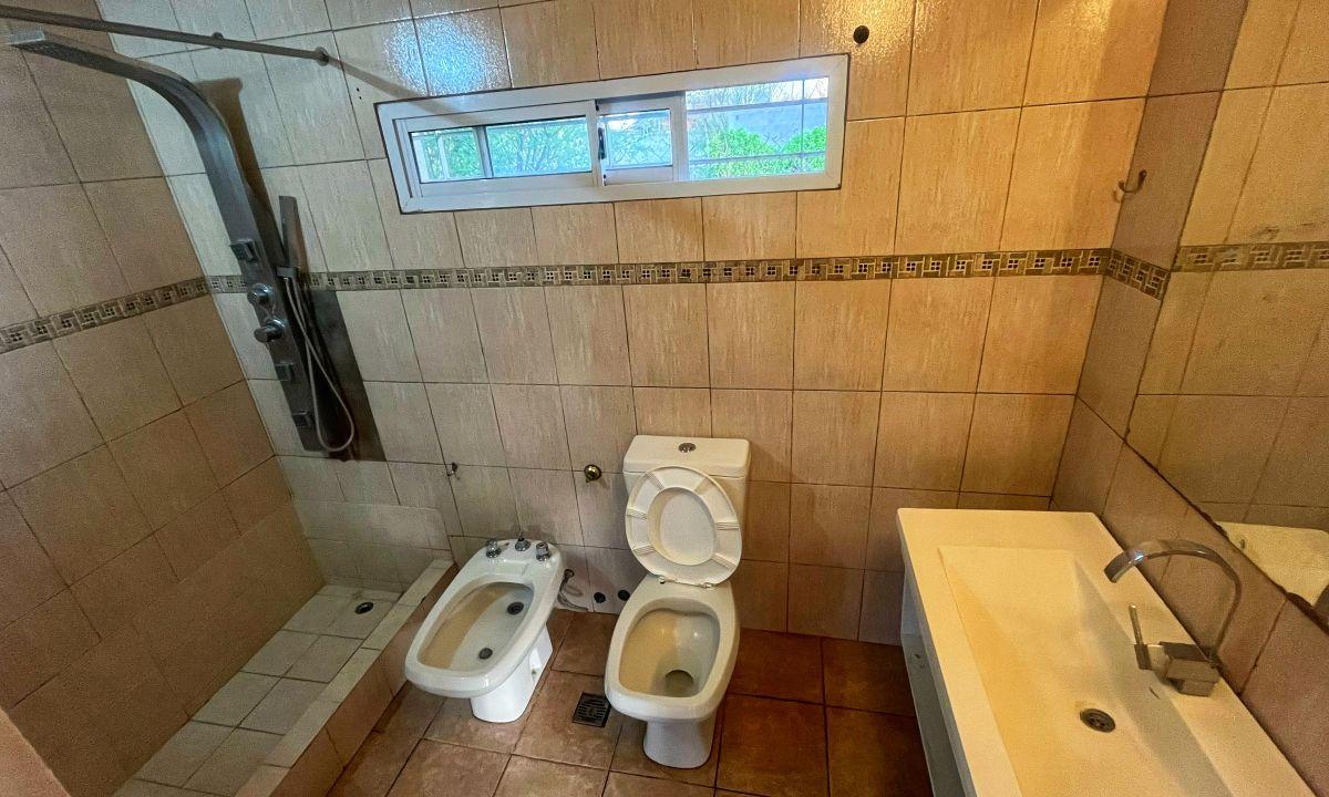 Foto de Casa 4 ambientes en alquiler, imagen 2