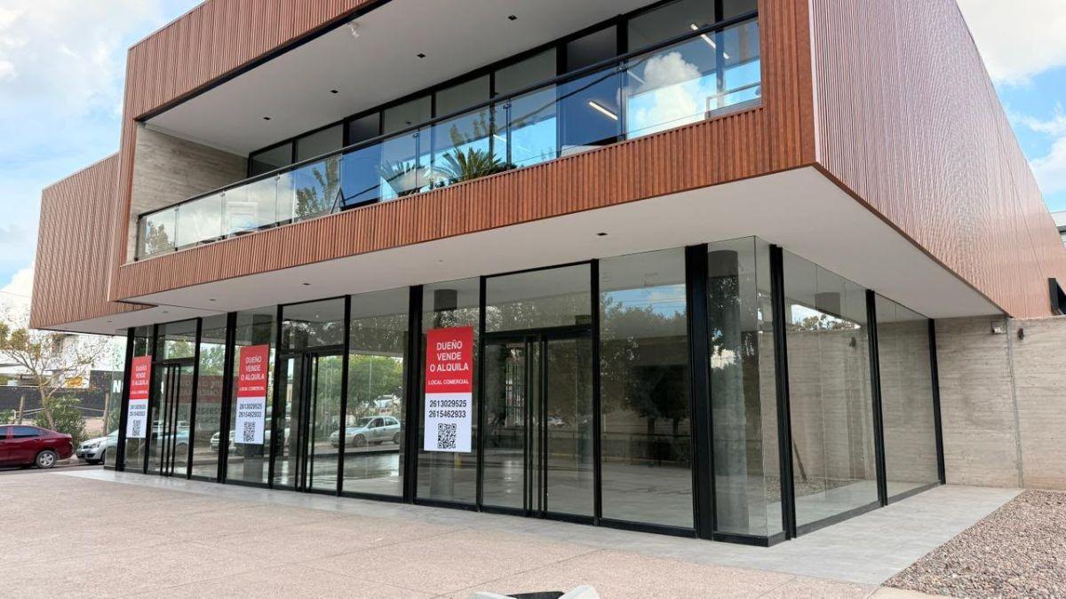 Foto de Local Gastronómico 130 m² en Alquiler en Guaymallén, Apto Cocina y, imagen 5