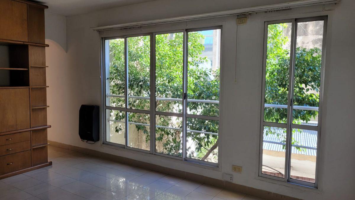 Foto de Venta MONOAMBIENTE CON COCINA Y LAVADERO SEPARADO, LUMINOSO, ALMAGRO, imagen 1