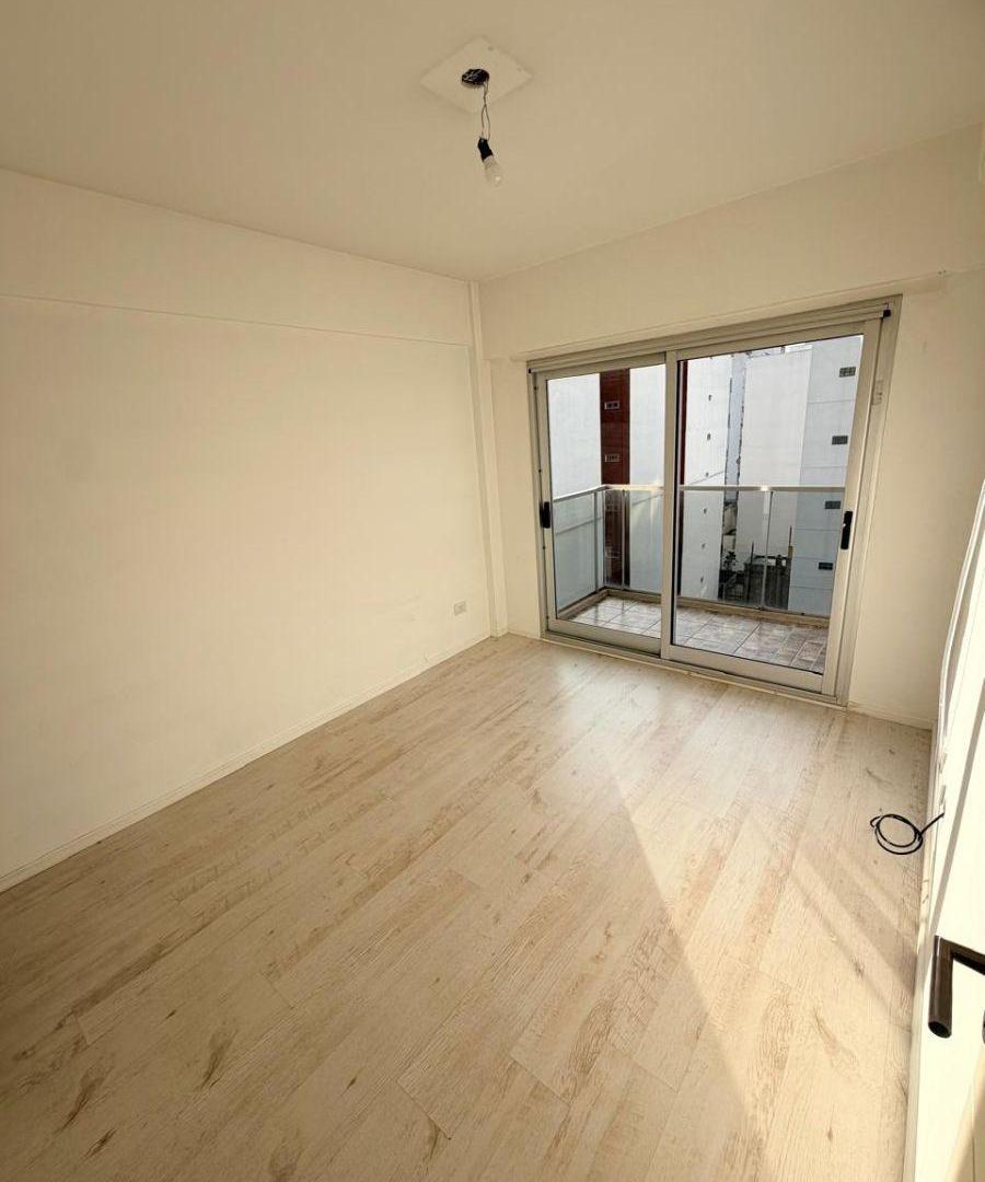 Foto de ALQUILER 2 amb c/balcón, semipiso Flores Norte, imagen 4