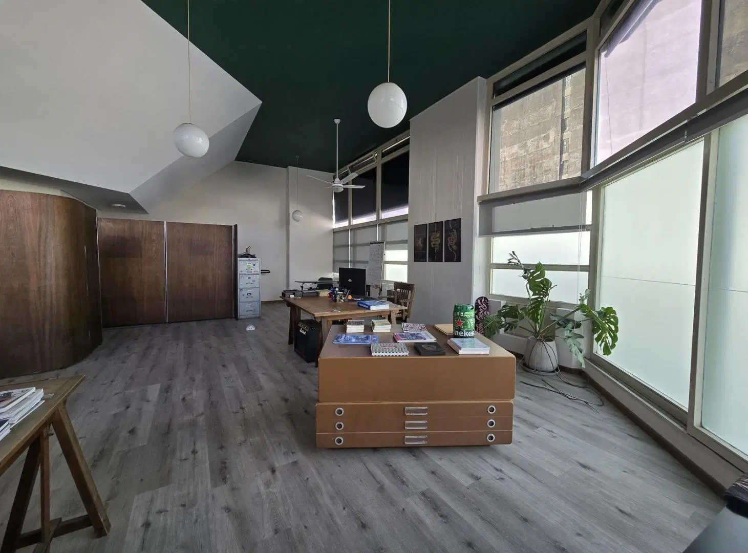Oficina, con baño privado, kitchenette y terraza 1