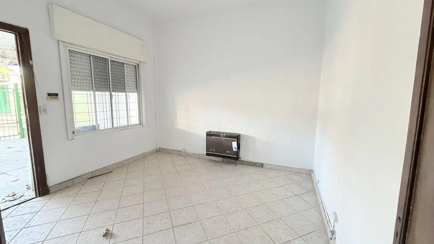 CASA + GALPÓN | VILLA BALLESTER, SAN MARTÍN | OPORTUNIDAD DE INVERSIÓN APTA PARA RECICLAR  SE ACEPT 3