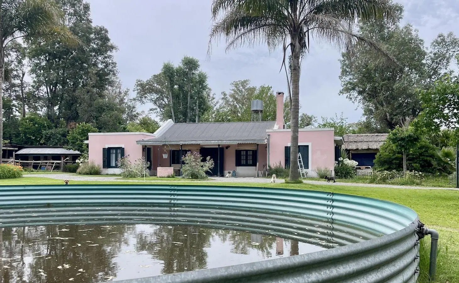 Espectacular casa estilo campo en La Bota Benavidez 2