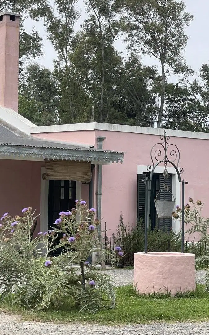 Excelente casa estilo campo en La Bota 2