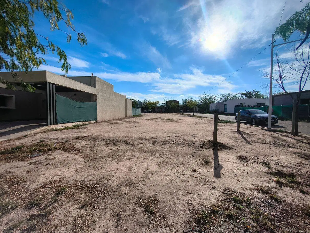 Lote en Venta en Barrio Rincón de Drummond 2° etapa 1