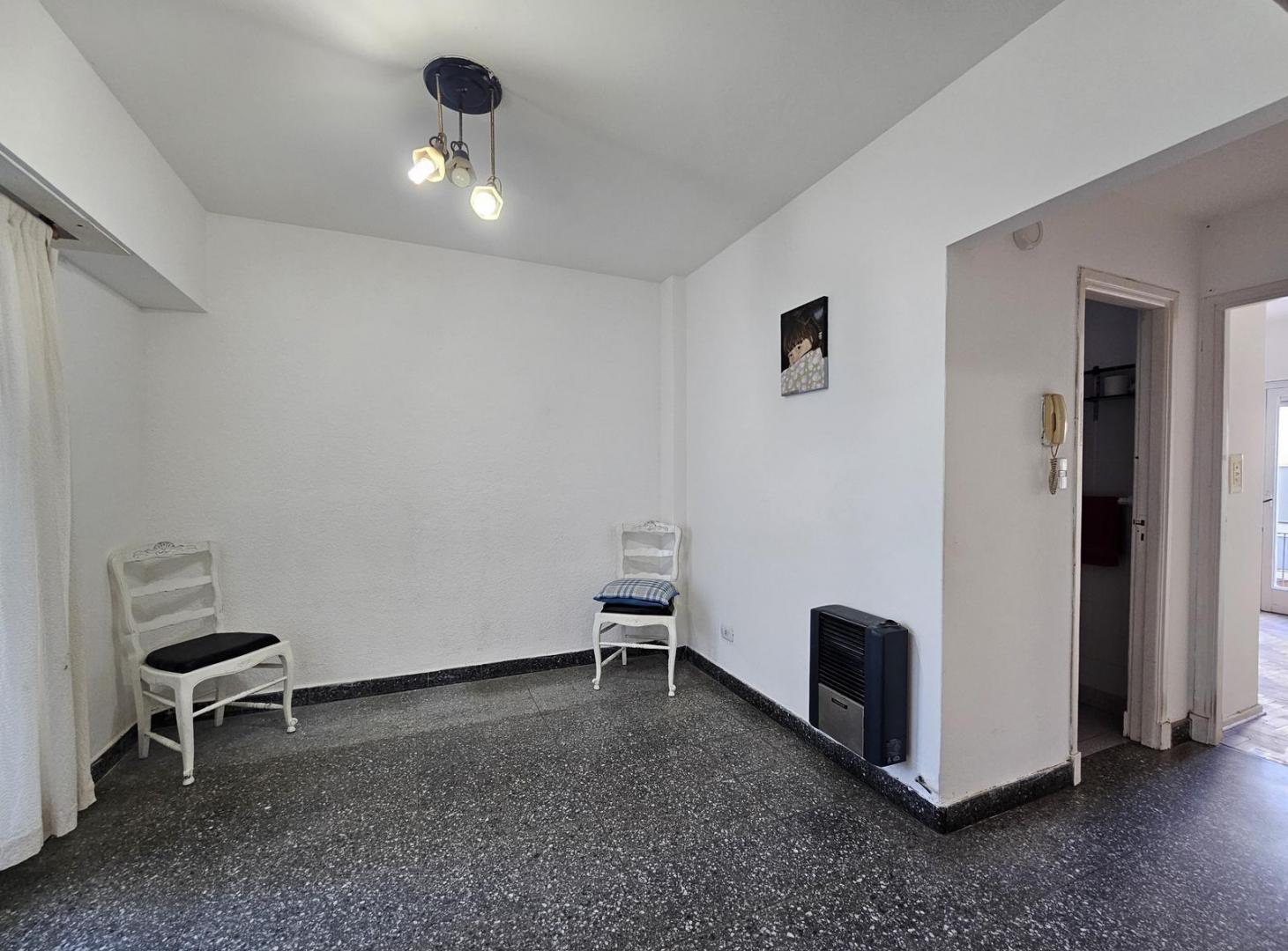 Foto de Departamento 2 ambientes en venta luminoso | Barrio Chauvin, imagen 4
