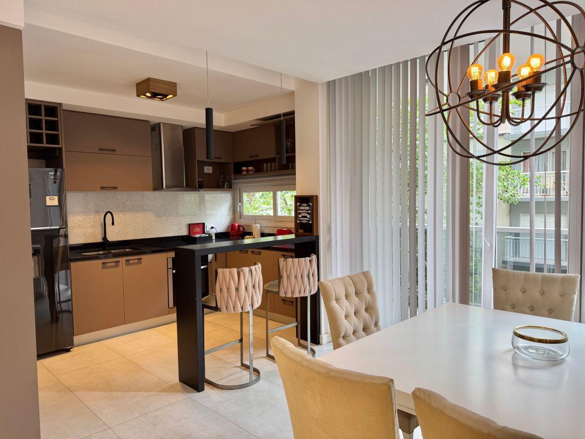 Depto Para 2 Personas Zona Guemes con Balcon y Cochera - Hola Sur
