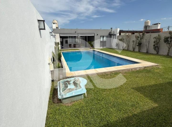 Casa en alquiler de 3 ambientes en la zona de Canning 5