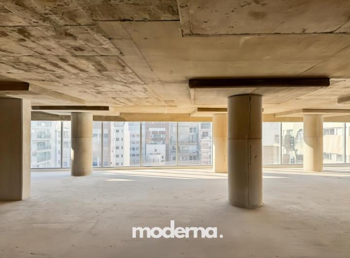 ESPECTACULAR OFICINA AAA | 255 M² | PLANTA LIBRE CON VISTA A PARQUE LAS HERAS | 2 COCHERAS 4
