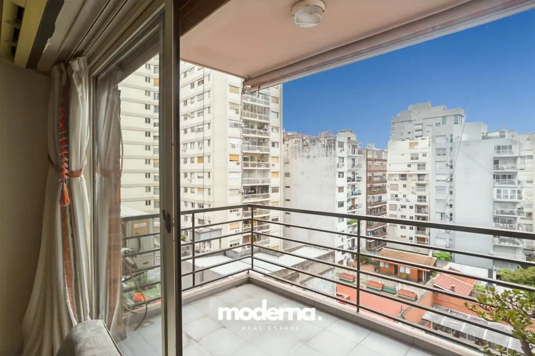 Excelente departamento de 4 ambientes en Belgrano con cochera fija. Seg 24 hs y Amenities 4
