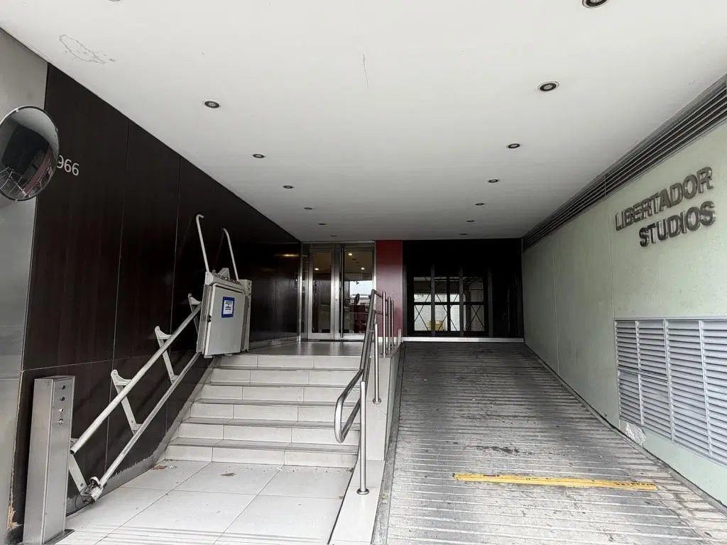 Alquiler oficina con Divisiones y Cochera en Nuñez, Libertador Studios 2