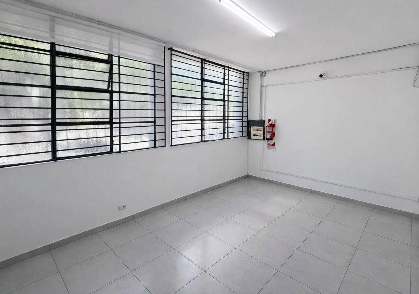 Depósito Fábrica Oficinas 660 m² en 2 Plantas 3