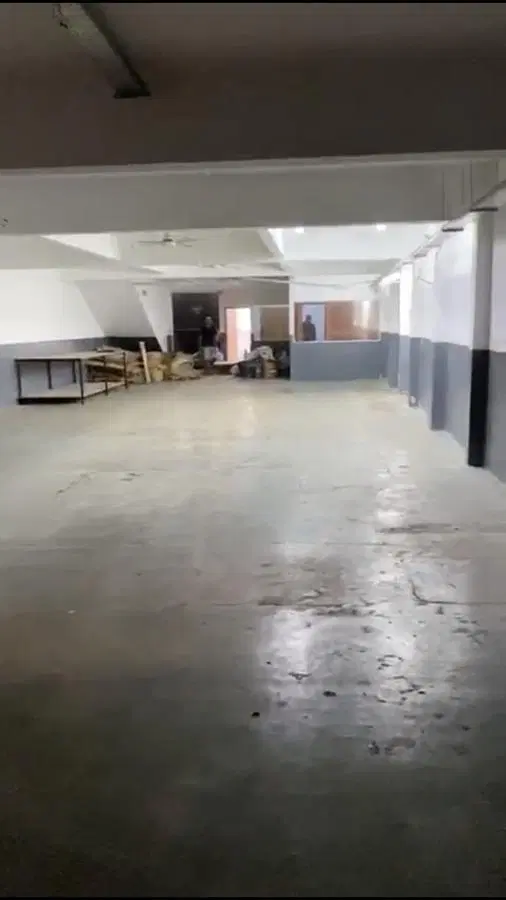 Depósito Fábrica Oficinas 660 m² en 2 Plantas 4