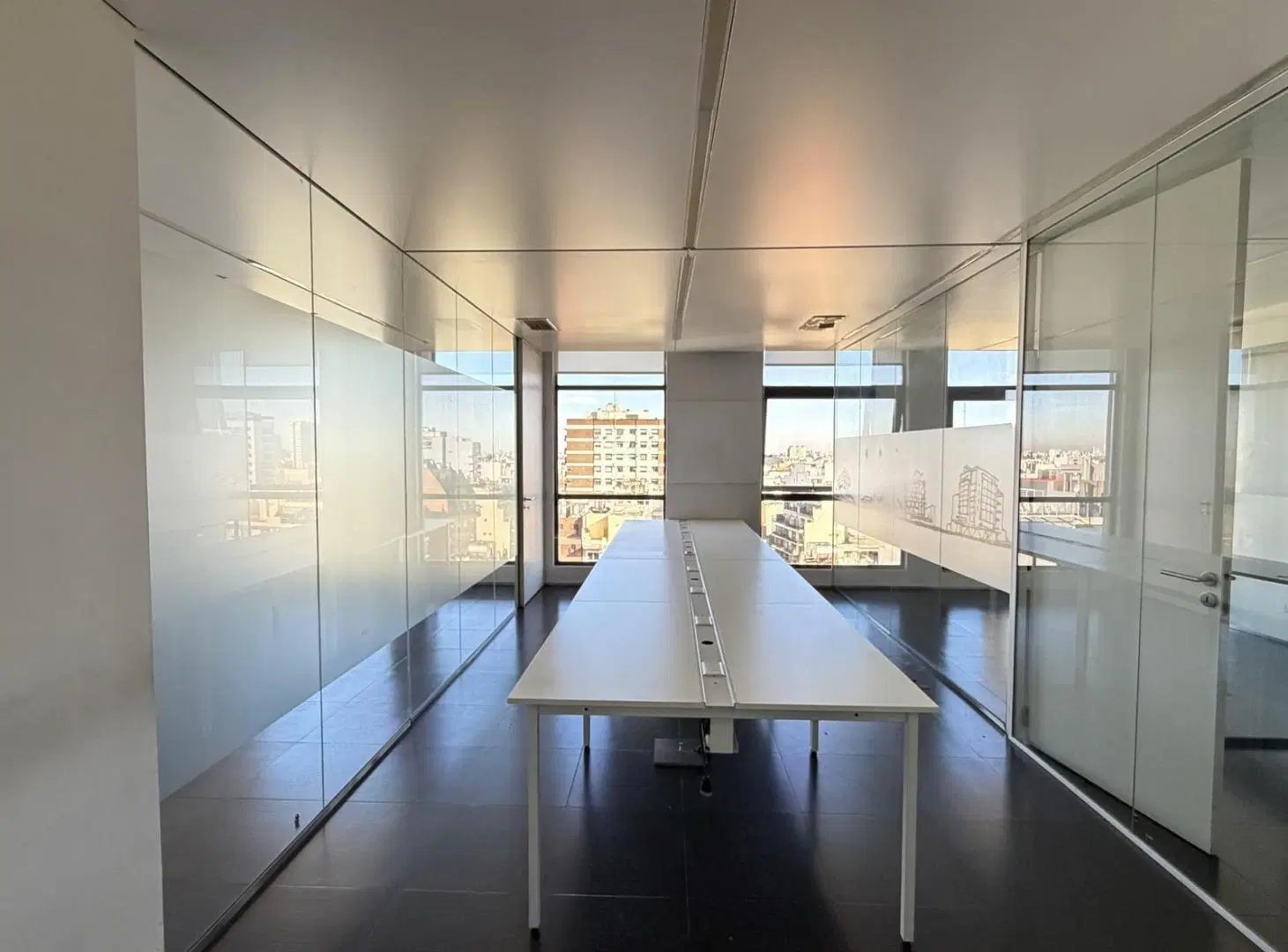 Oficina con cochera en Belgrano | Edificio de Categoría | Seg 24 hs 5