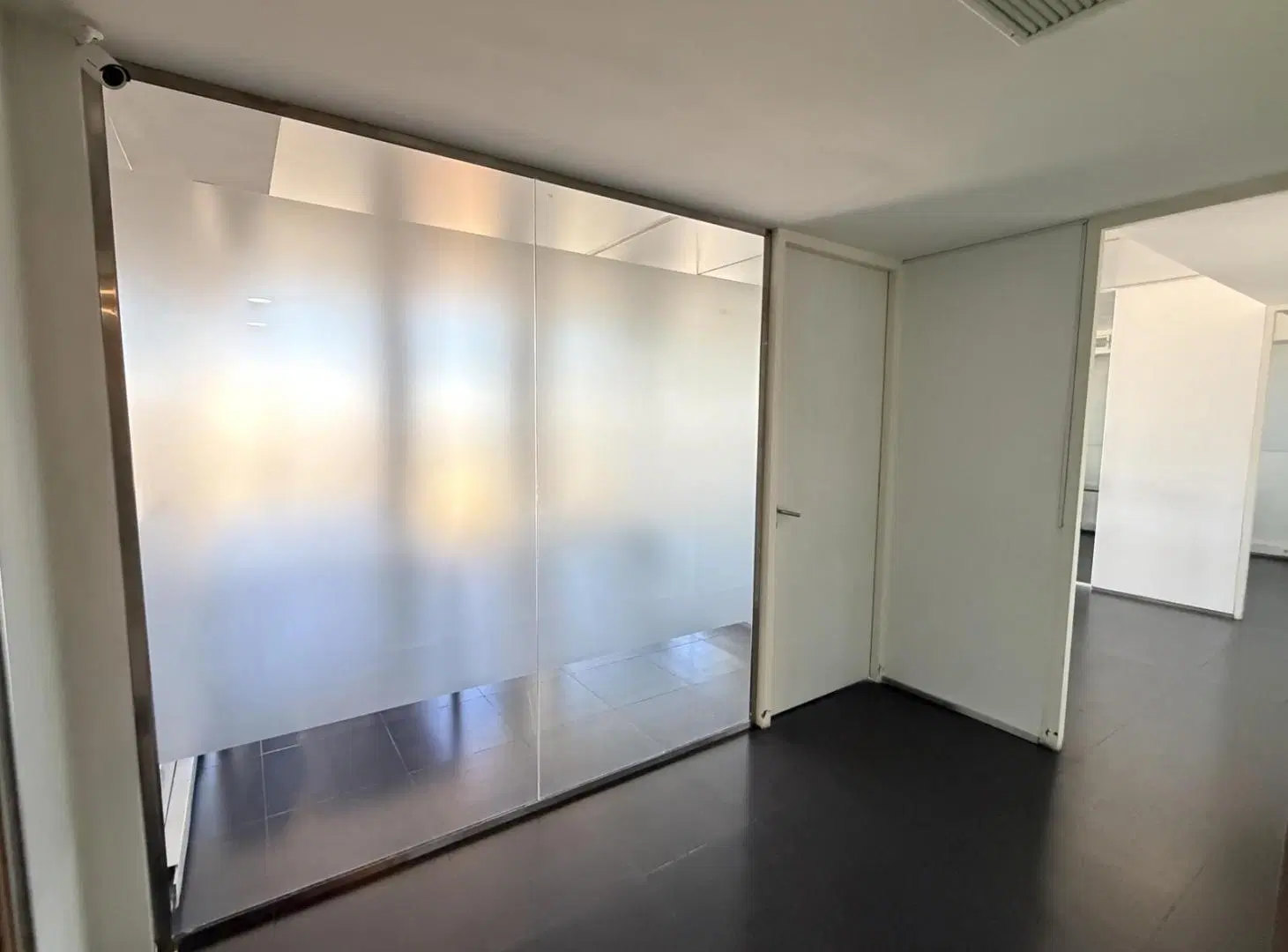Oficina con cochera en Belgrano | Edificio de Categoría | Seg 24 hs 4
