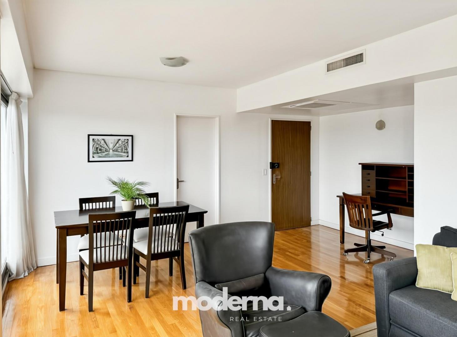 Foto de Duplex en Puerto Madero con terraza propia y vista al dique - Cochera, imagen 3