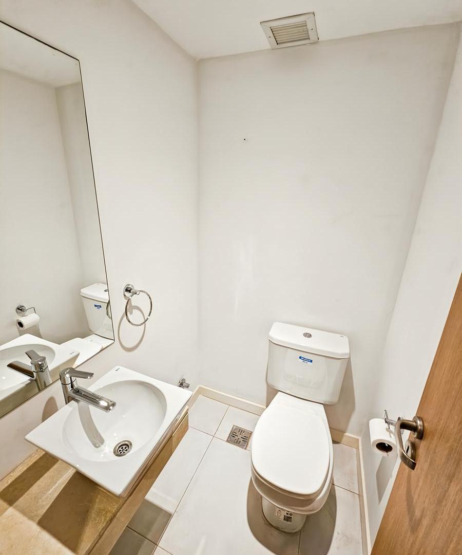 Foto de Amplio y luminoso 2 ambientes en Nuñez con toilette y amenities, imagen 4