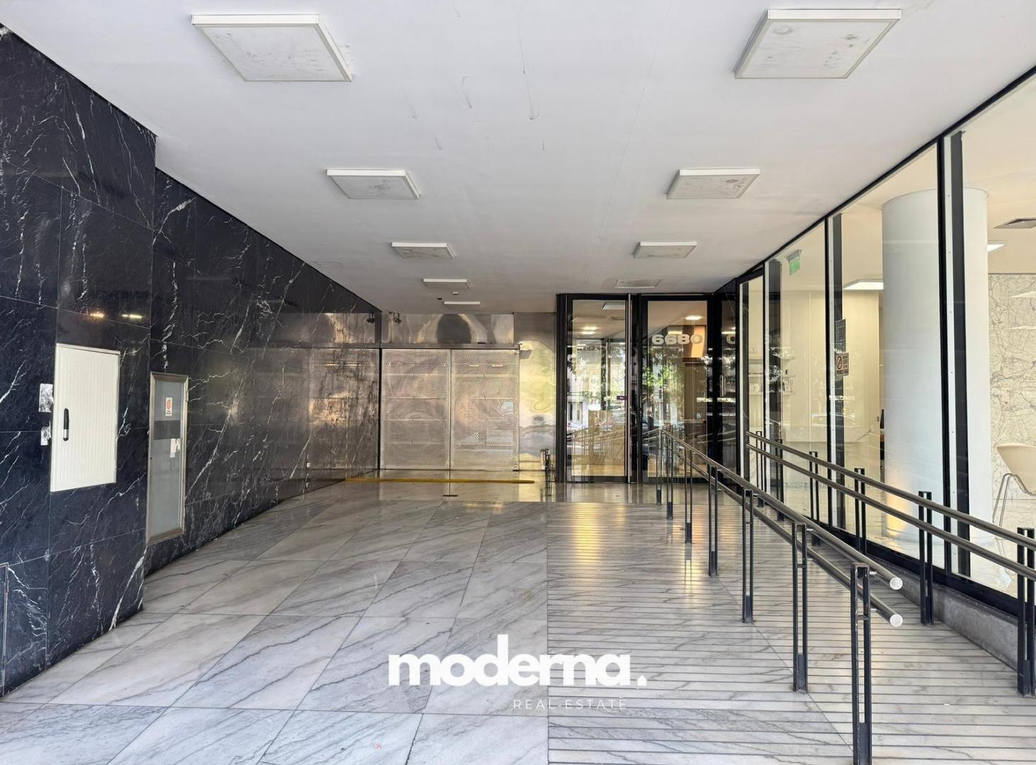 Foto de Oficina en Alquiler sobre Av. Del Libertador Piso entero con 2 cocheras, imagen 3