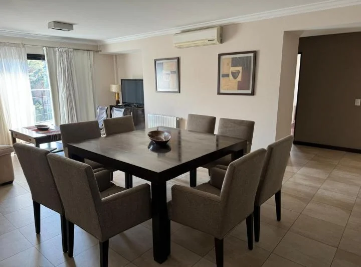 Exclusivo departamento amoblado en 5ta seccción  4