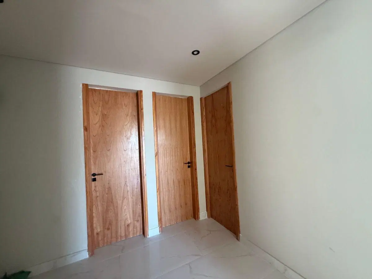 Casa en Venta a Estrenar 3 Dormitorios con Piscina Privada en Barrio La Bastilla 3