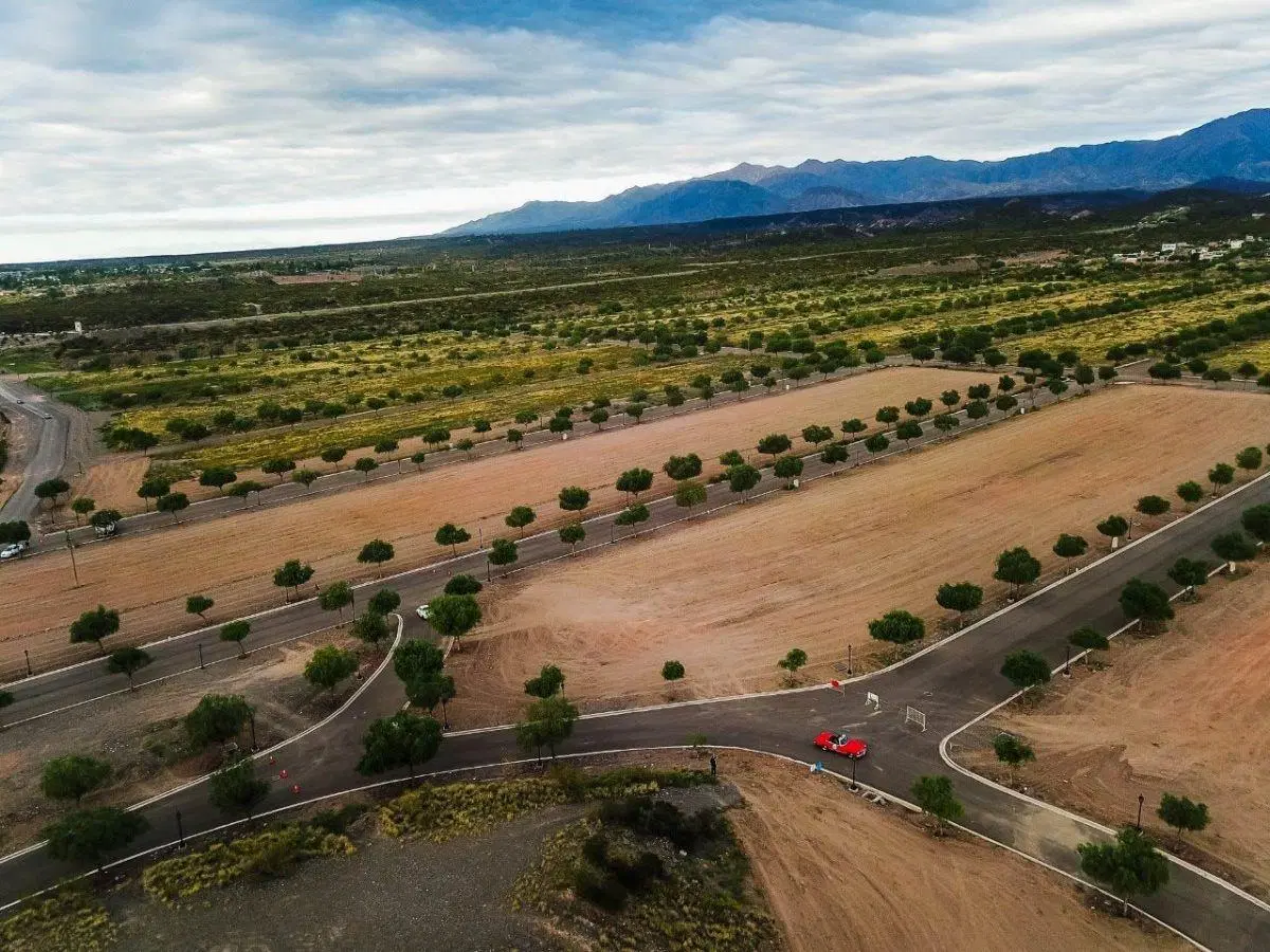 OPORTUNIDAD DALVIAN LOTE 7 TERRENO EN VENTA 500m2 4