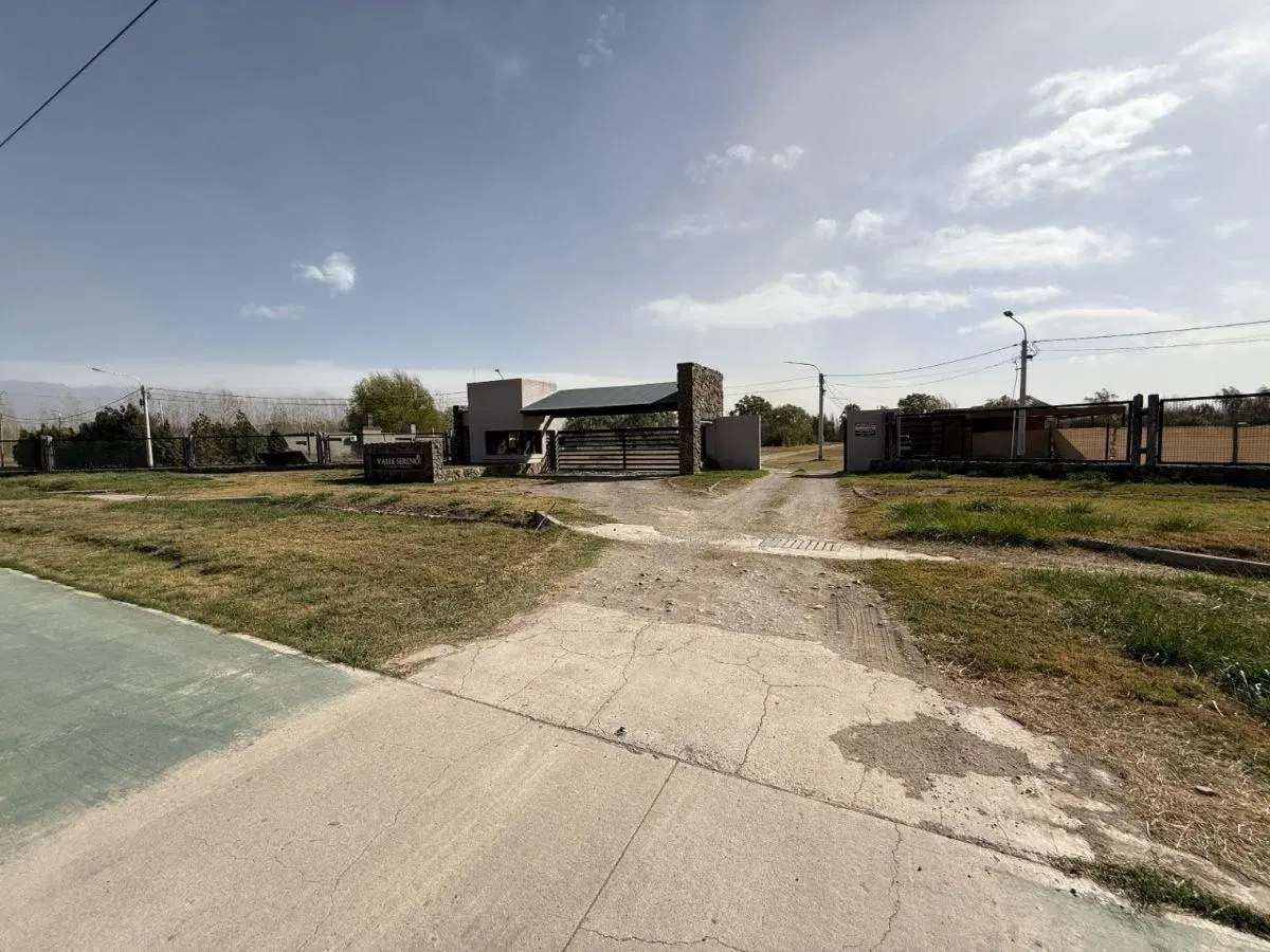 Terreno / Lote en venta de 799 m2 ubicado en Tunuyán 5