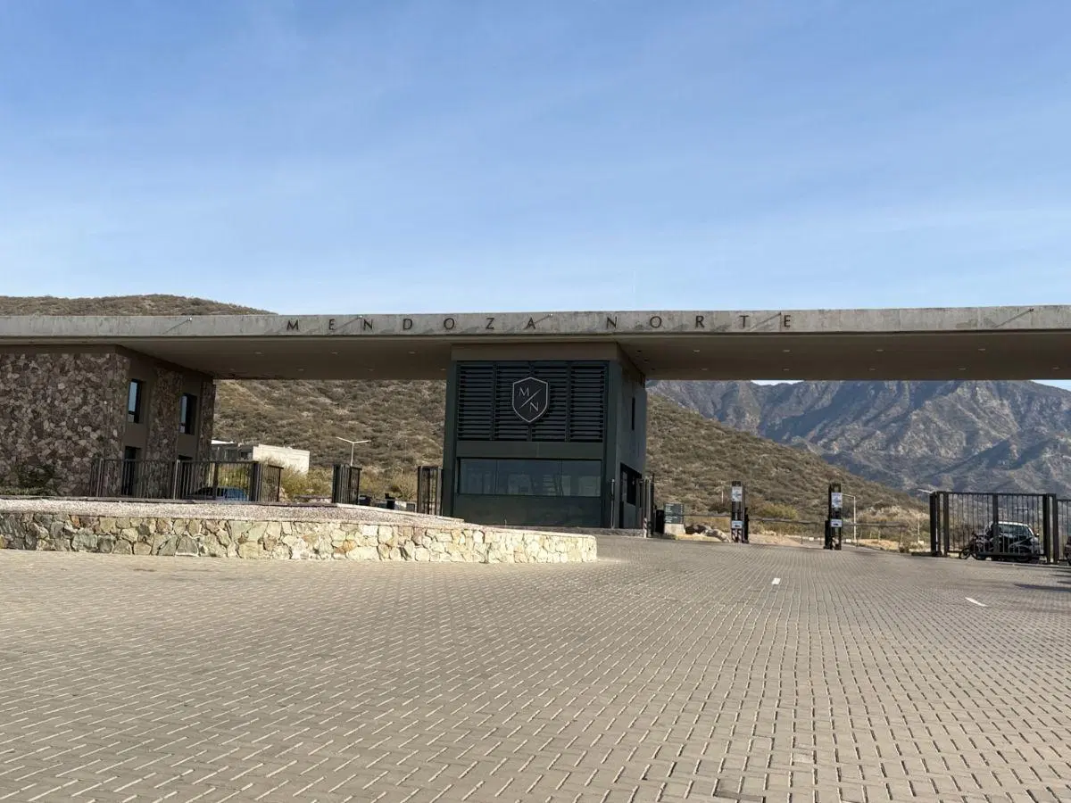 Lote de 808 m² en Mendoza Norte | Amplitud real + potencial de proyecto 4