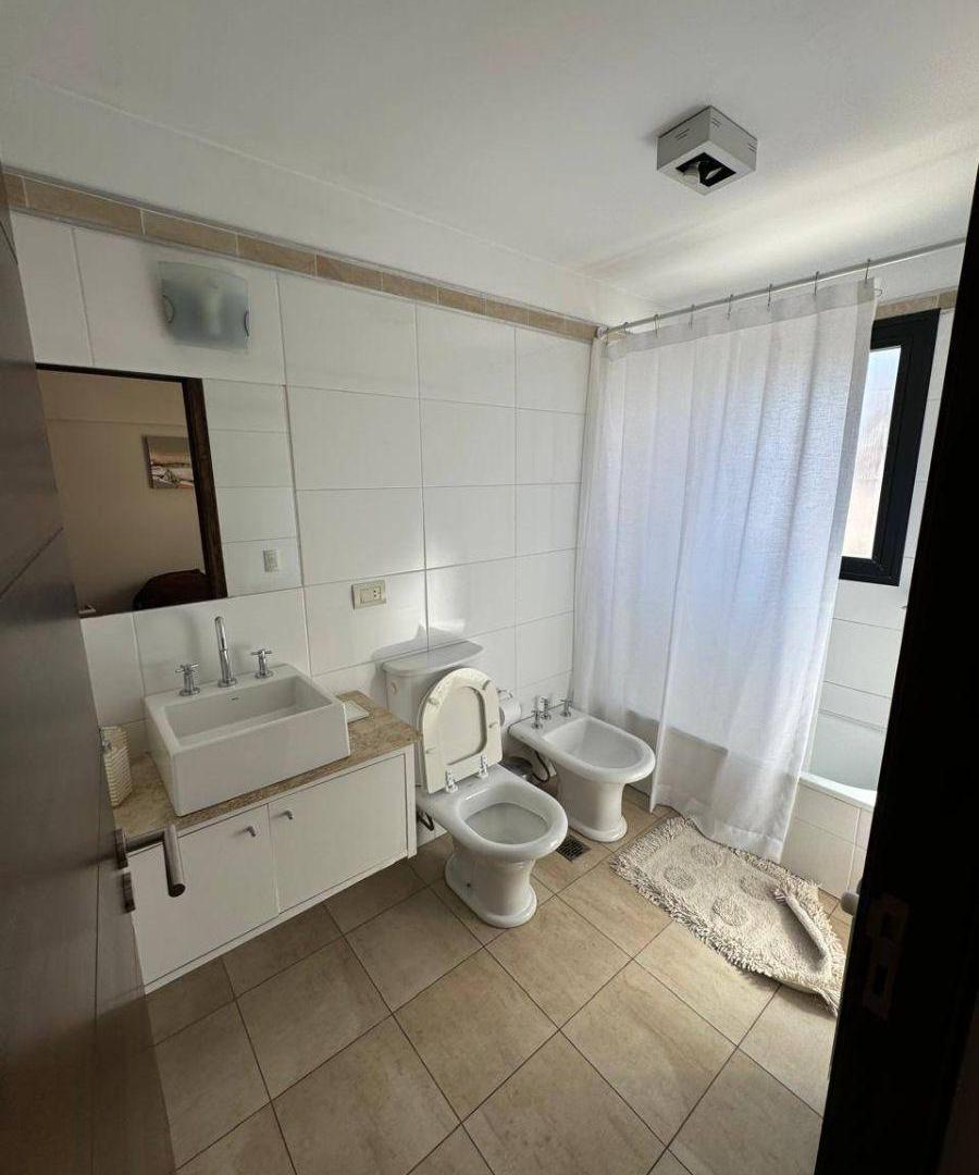 Foto de Departamento AMOBLADO en alquiler c/ cochera en 5.ª Sección con Piscina, imagen 5