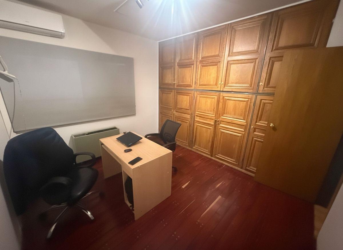 Foto de Departamento 4 dormitorios con cochera en Av. Emilio Civit — Ciudad de, imagen 5