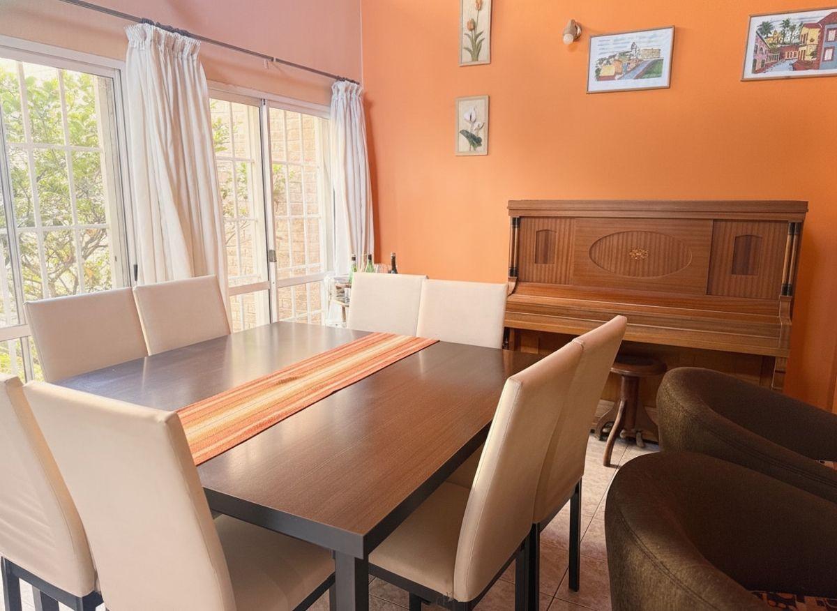 Foto de Casa 4 dormitorios · Lote 409 m² · Sexta Sección, imagen 1