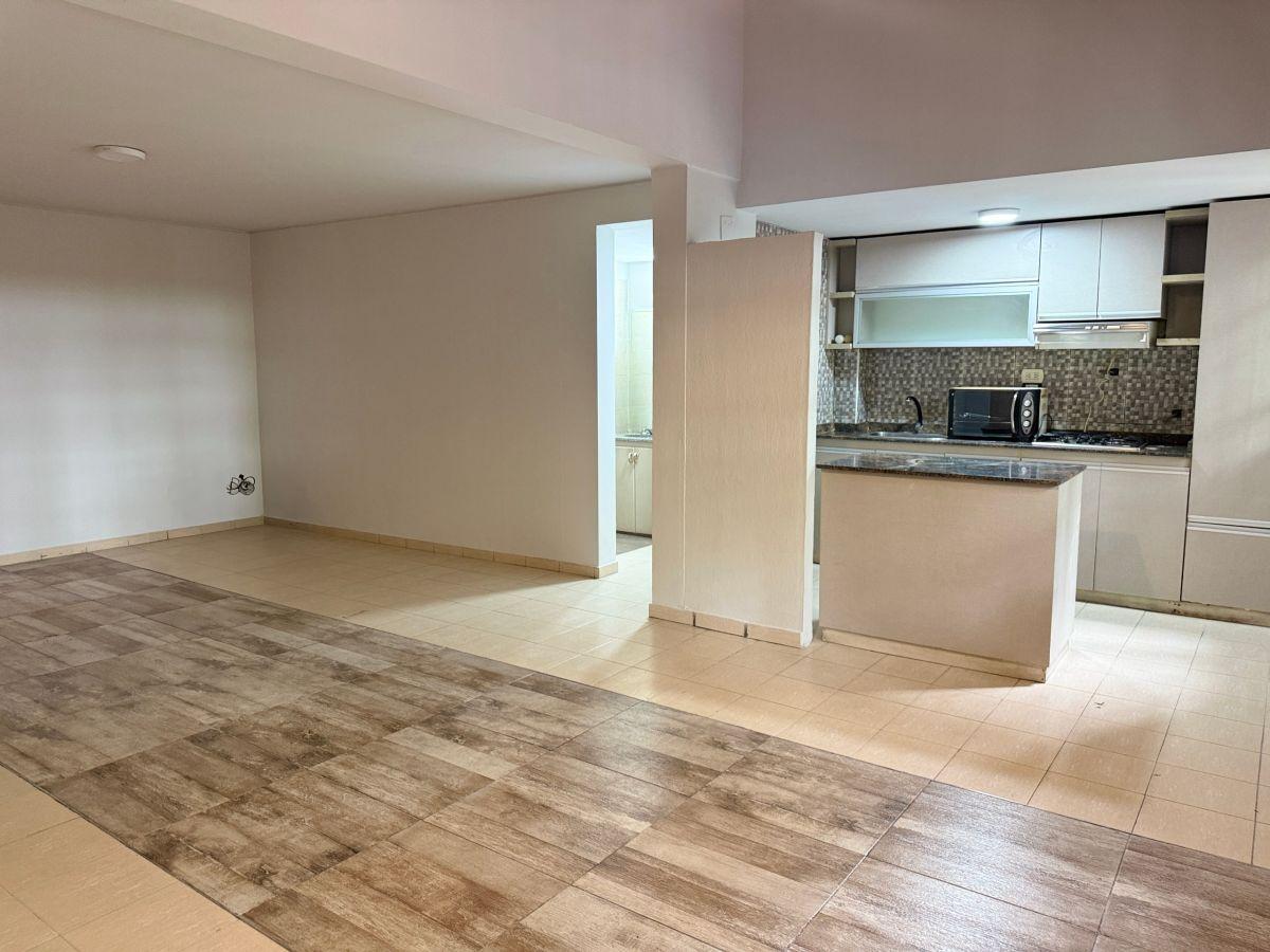 Foto de Dúplex 3 dormitorios con terraza · Cuarta Sección · Apto crédito, imagen 3