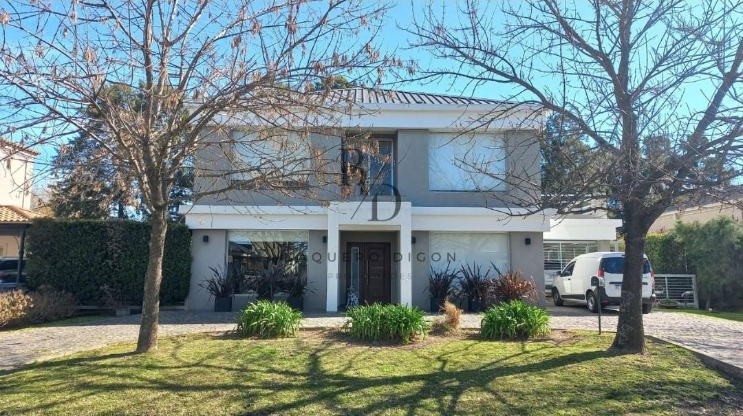 Casa en Los Jazmines