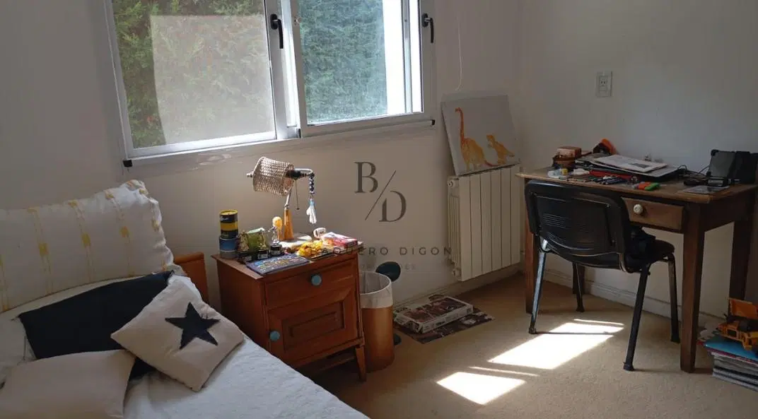 Casa en  venta en el Barrio Los Jazmines 5