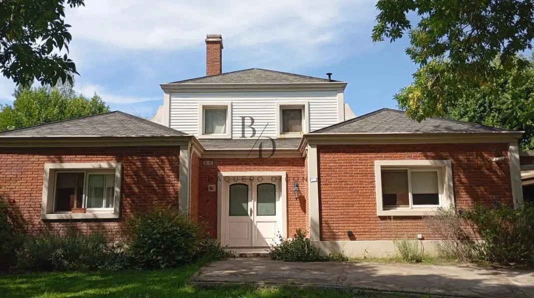 Casa en  venta en el Barrio Los Jazmines 3