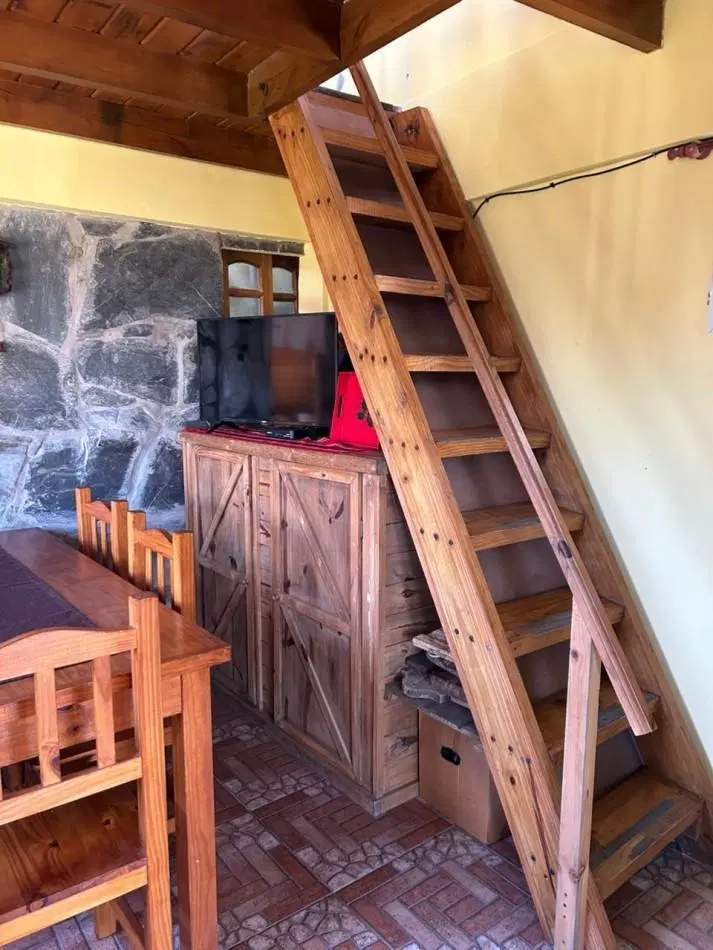 Cabaña con ampliacion sobre amplio lote de 1.530 m² en Punta Indio 4