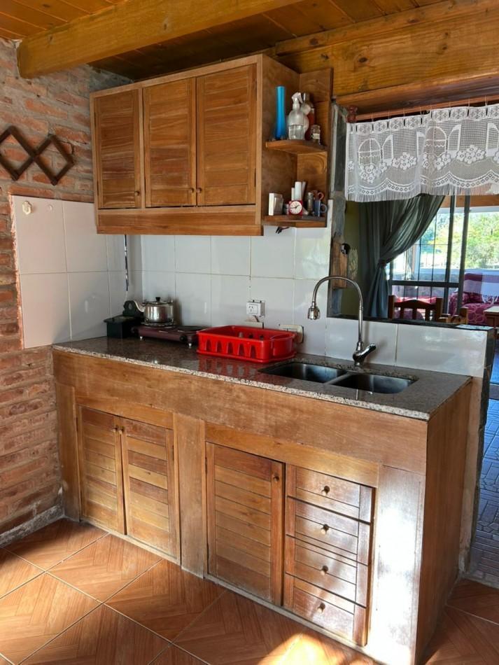 Foto de Cabaña con ampliacion sobre amplio lote de 1.530 m² en Punta Indio, imagen 2