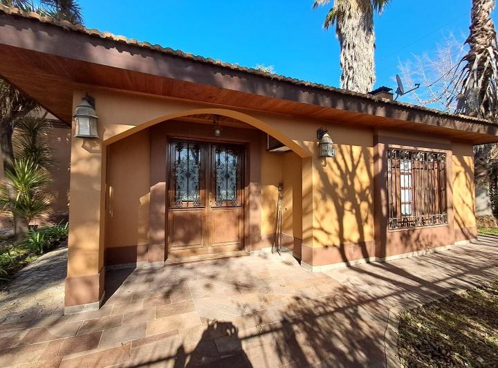 Foto de VENTA CASA 6 AMBIENTES. CON RENTA APTO DITO. LA LONJA. PILAR, imagen 4