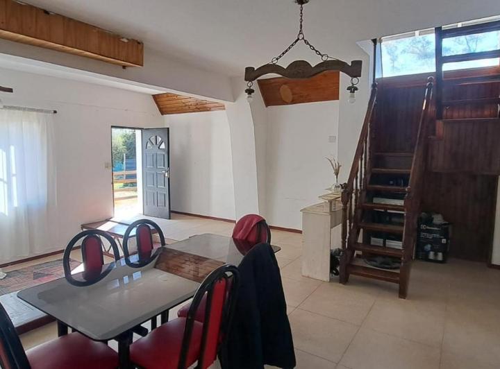 ALQUILER DE CASA 3 DORMITORIOS 4