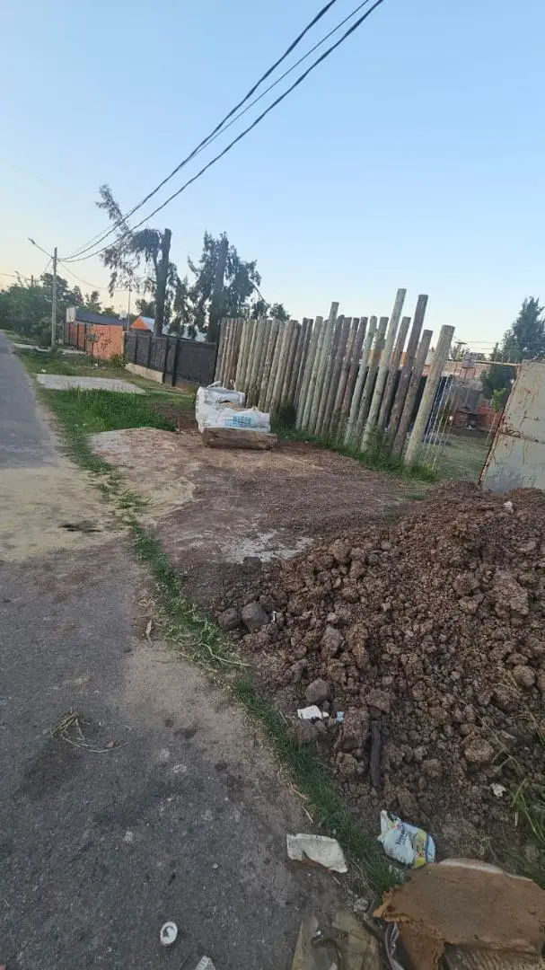 venta terreno con mejoras en Del Viso 3