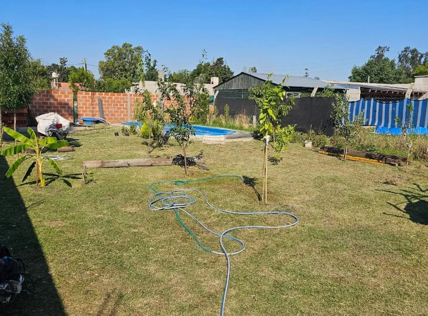 venta terreno con mejoras en Del Viso 4